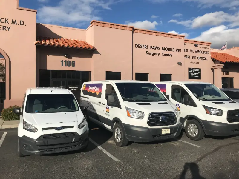 desert-paws-mobile-vans desert-paws-mobile-vans