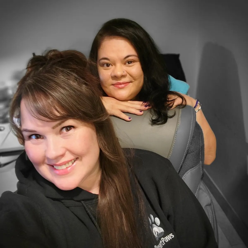 team photo lisa and hillary